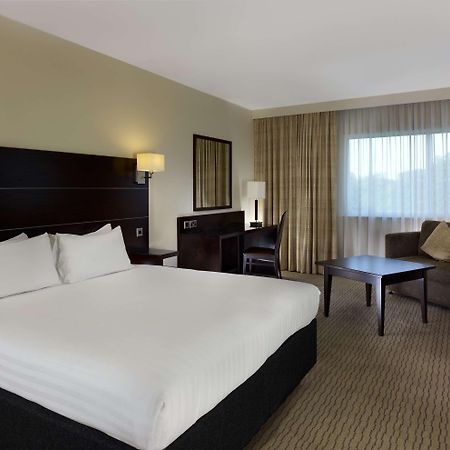 Doubletree By Hilton London Heathrow Airport Hotel Hillingdon Room photo